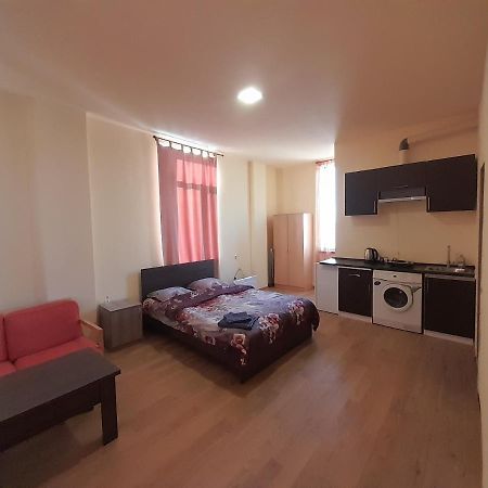 Art Guest House In Kaskad Yerevan Bagian luar foto
