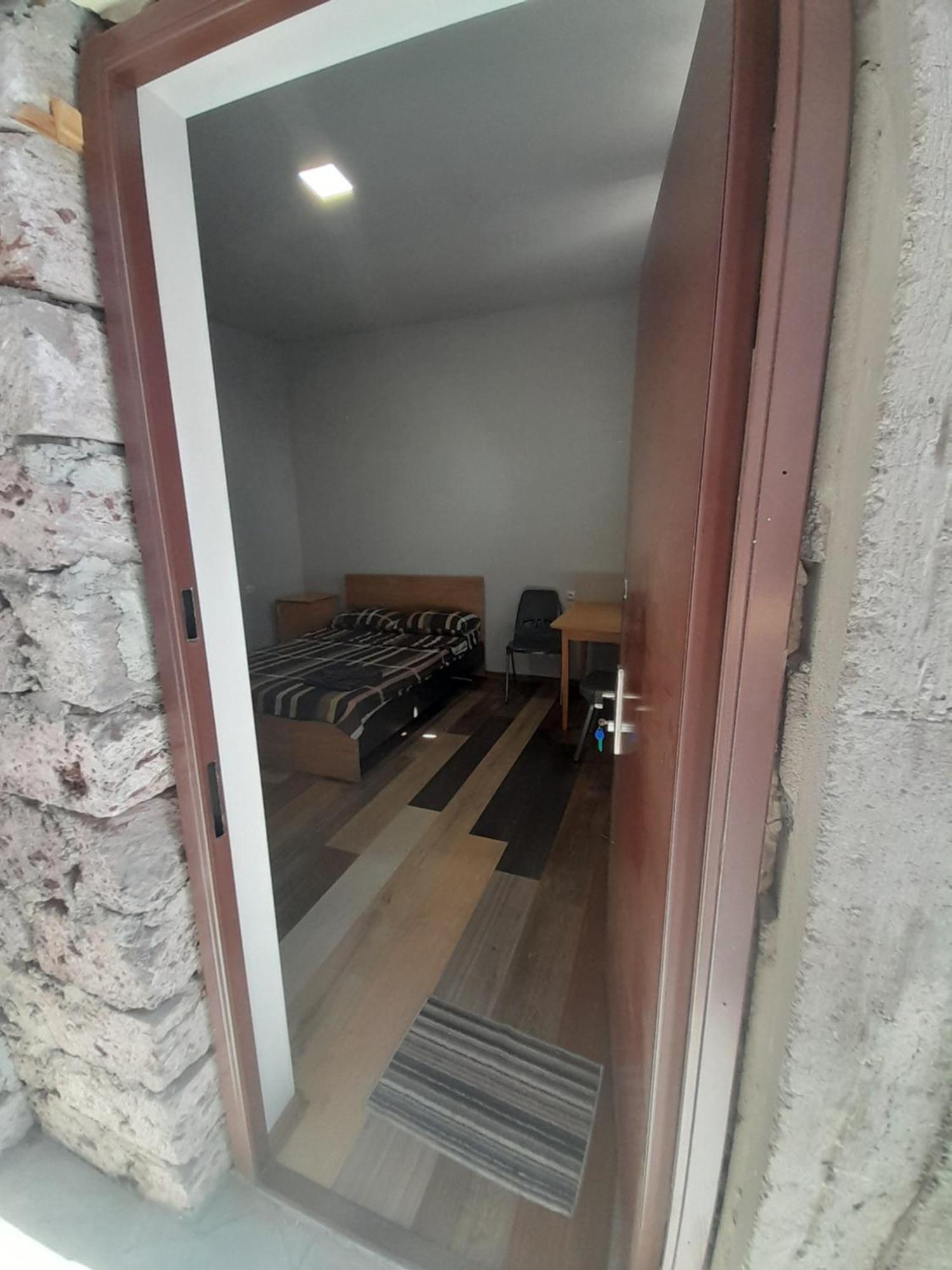 Art Guest House In Kaskad Yerevan Bagian luar foto
